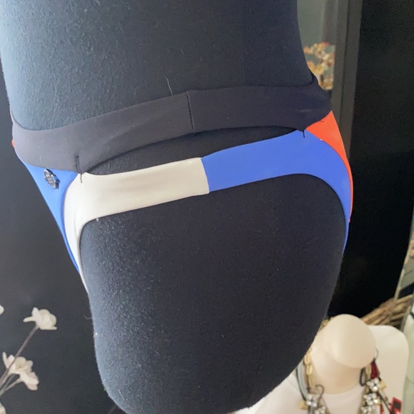 3 piece bikini - Picture 4 of 10